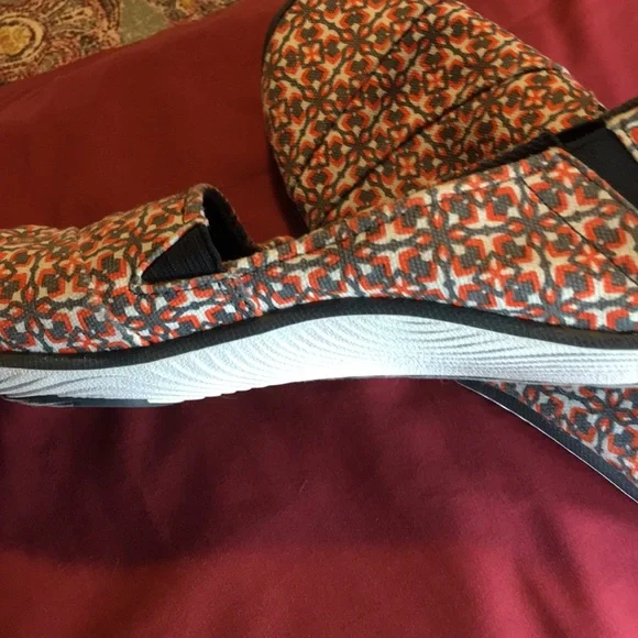 ⏰️LAST CHANCE⏰️Dr. Scholl’s slip-on shoes - Picture 2 of 6